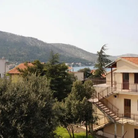 Apartment Olive 2